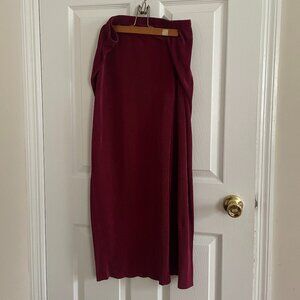 Vintage Maroon Ribbed Maxi Skirt Size Large Stretchy Comfortable Polyester